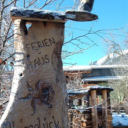 Alpenglück Ferienhaus