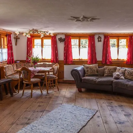 Alpenglück Ferienhaus